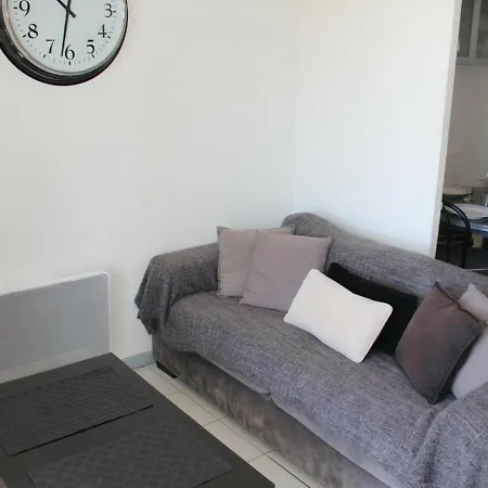 Apartment Mezzanine Avec Piscine Proche Plage, 4 Couchages, Parking Prive - - Fr-1-229-69