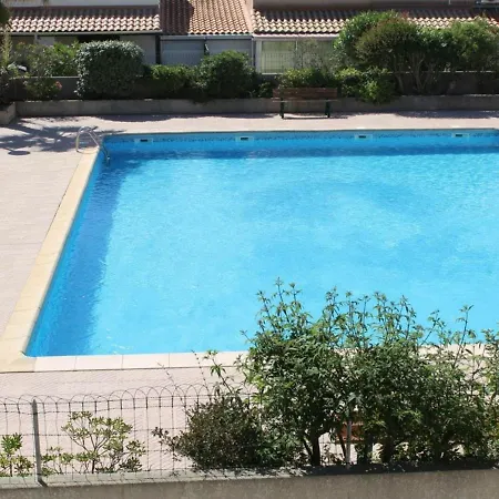 Apartment Mezzanine Avec Piscine Proche Plage, 4 Couchages, Parking Prive - - Fr-1-229-69 *