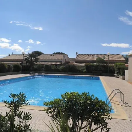 Mezzanine Avec Piscine Proche Plage, 4 Couchages, Parking Prive - - Fr-1-229-69 Apartment